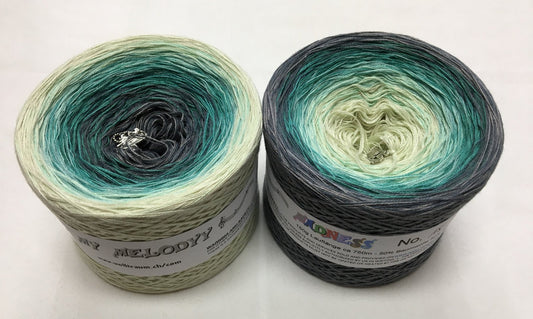Madness No 18 Gradient Yarn - In Stock